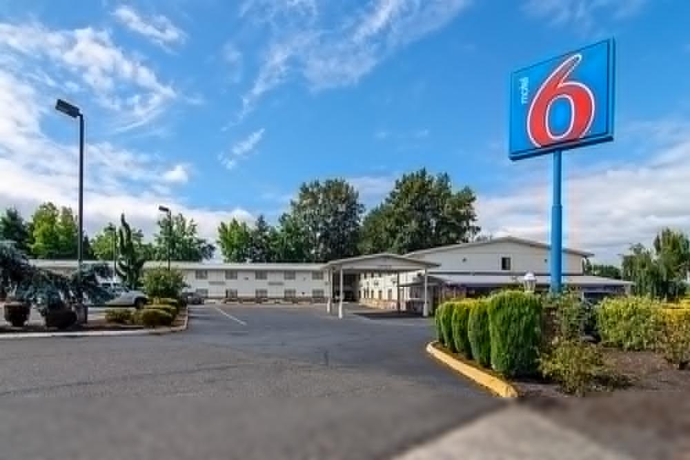 Motel 6 Gresham, Or - Portland Bagian luar foto